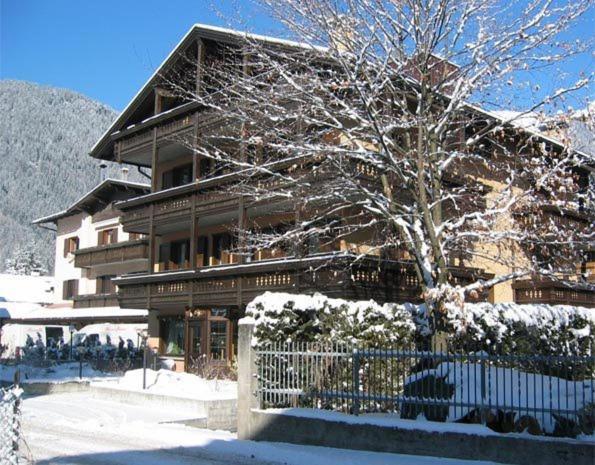 Hotel Binelli Pinzolo Esterno foto